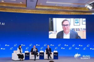 AI是革命还是泡沫？中美欧经济学家从宏观视角给出答案